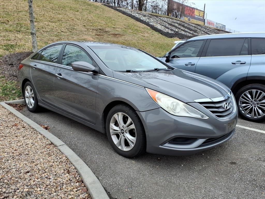 2011 Hyundai Sonata GLS's photo