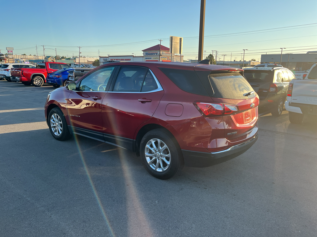 2021 Chevrolet Equinox LT photo 3