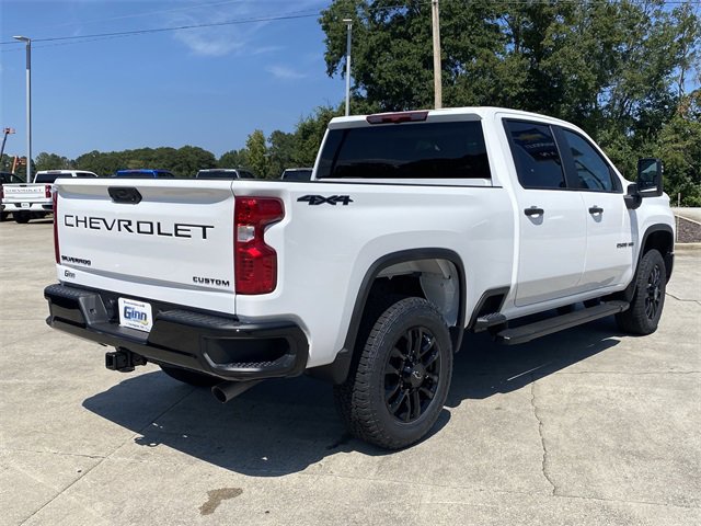 2025 Chevrolet Silverado 2500HD Custom photo 4