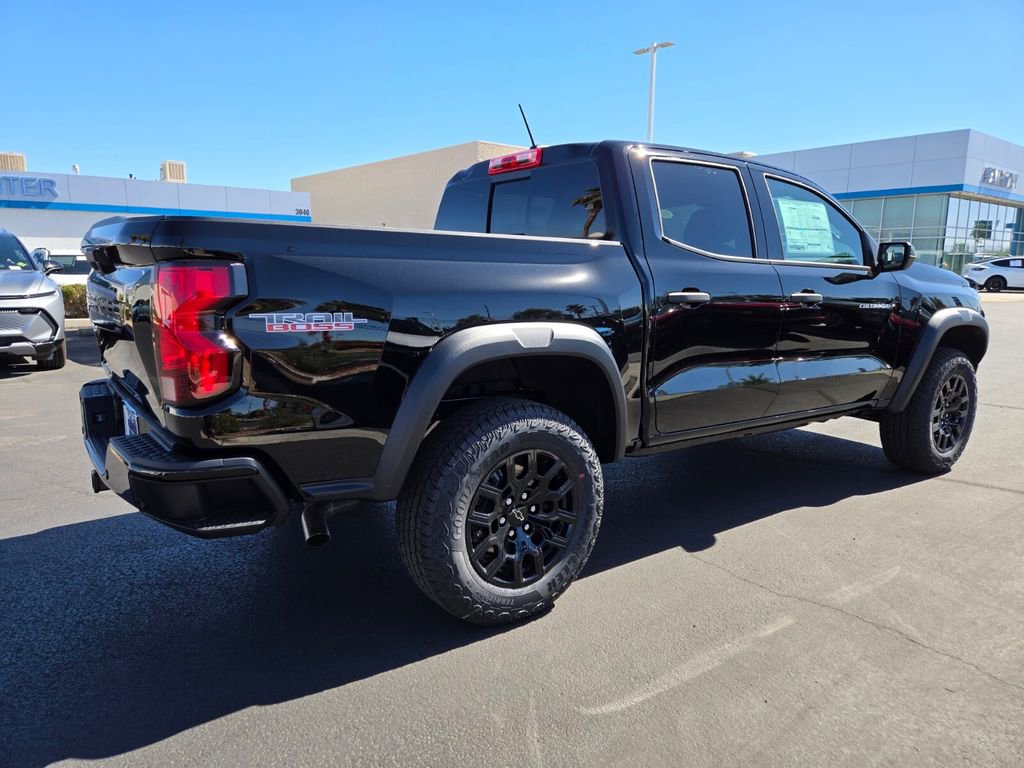2026 Chevrolet Colorado Trail Boss photo 4