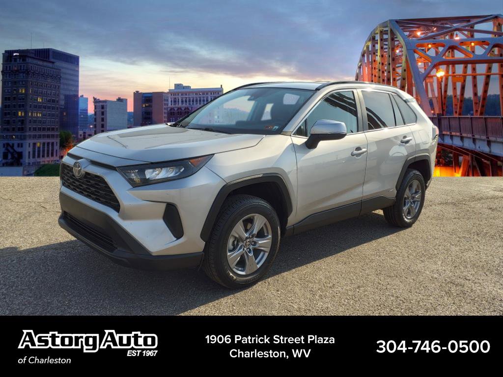 2022 Toyota RAV4 Hybrid LE photo 7
