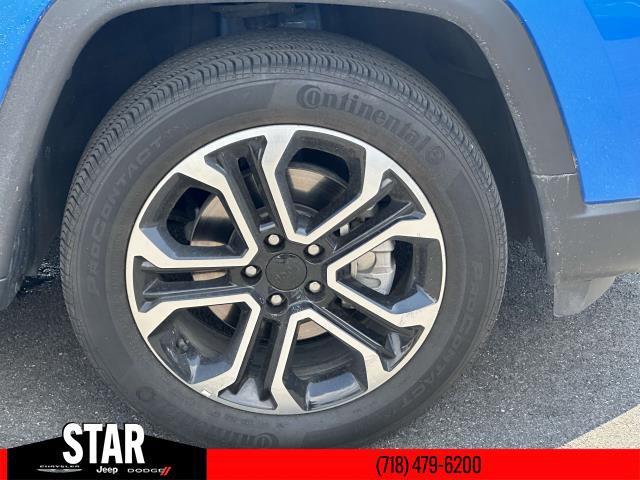 2022 Jeep Compass Limited photo 10