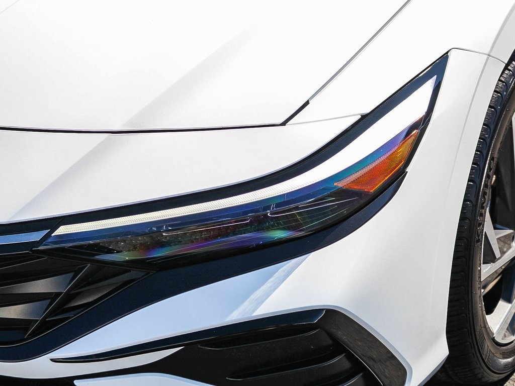 2024 Hyundai Elantra SEL photo 4