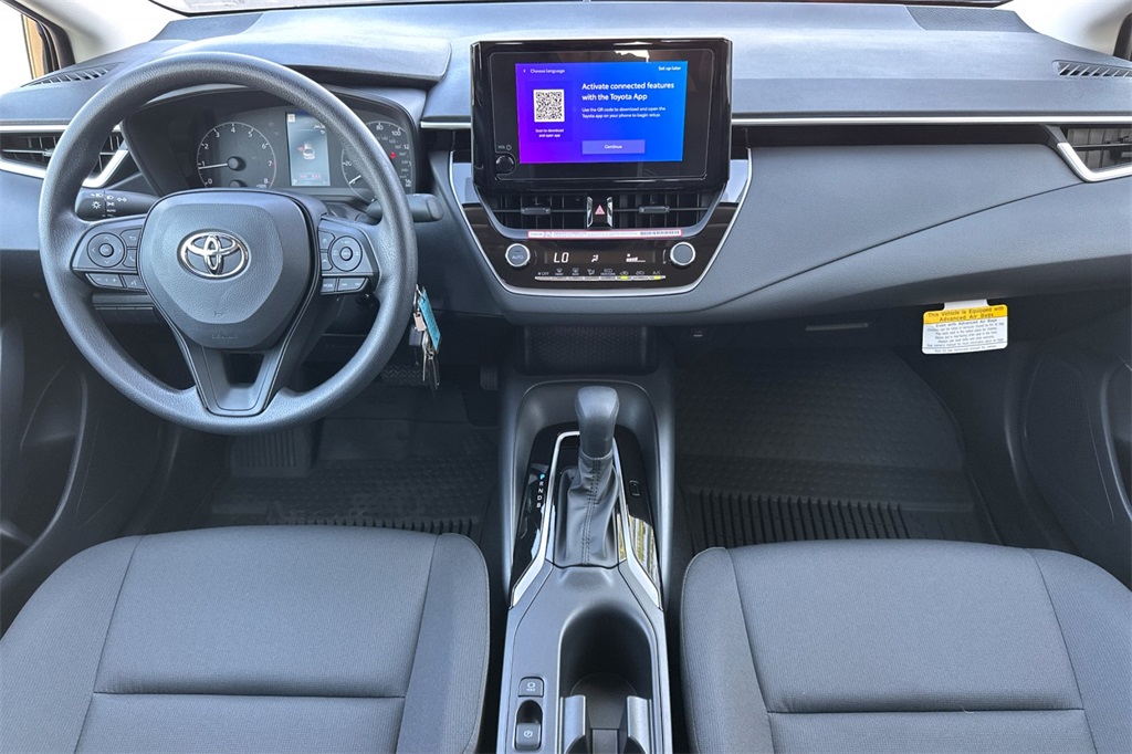2025 Toyota Corolla LE photo 13