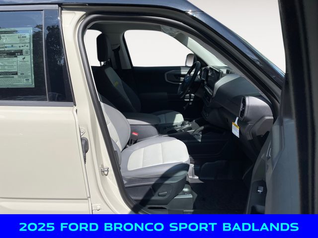 2025 Ford Bronco Sport Badlands photo 14