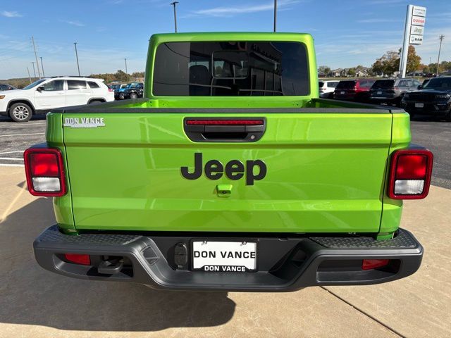 2026 Jeep Gladiator Sport S photo 4