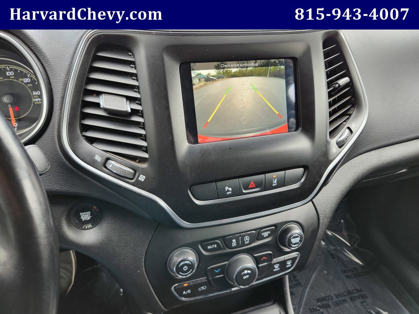2021 Jeep Cherokee Altitude photo 10