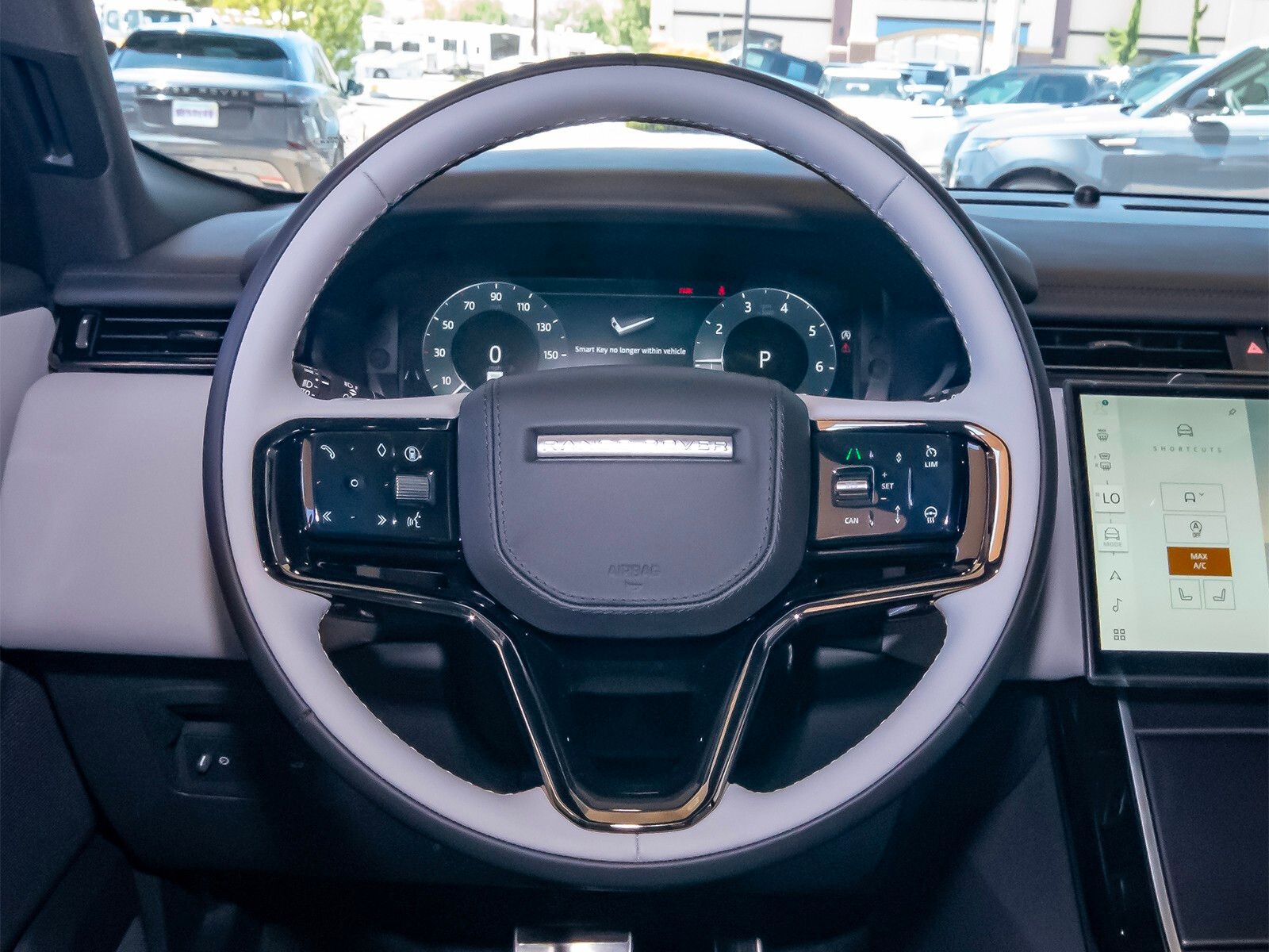 2026 Land Rover Range Rover Velar SE photo 13