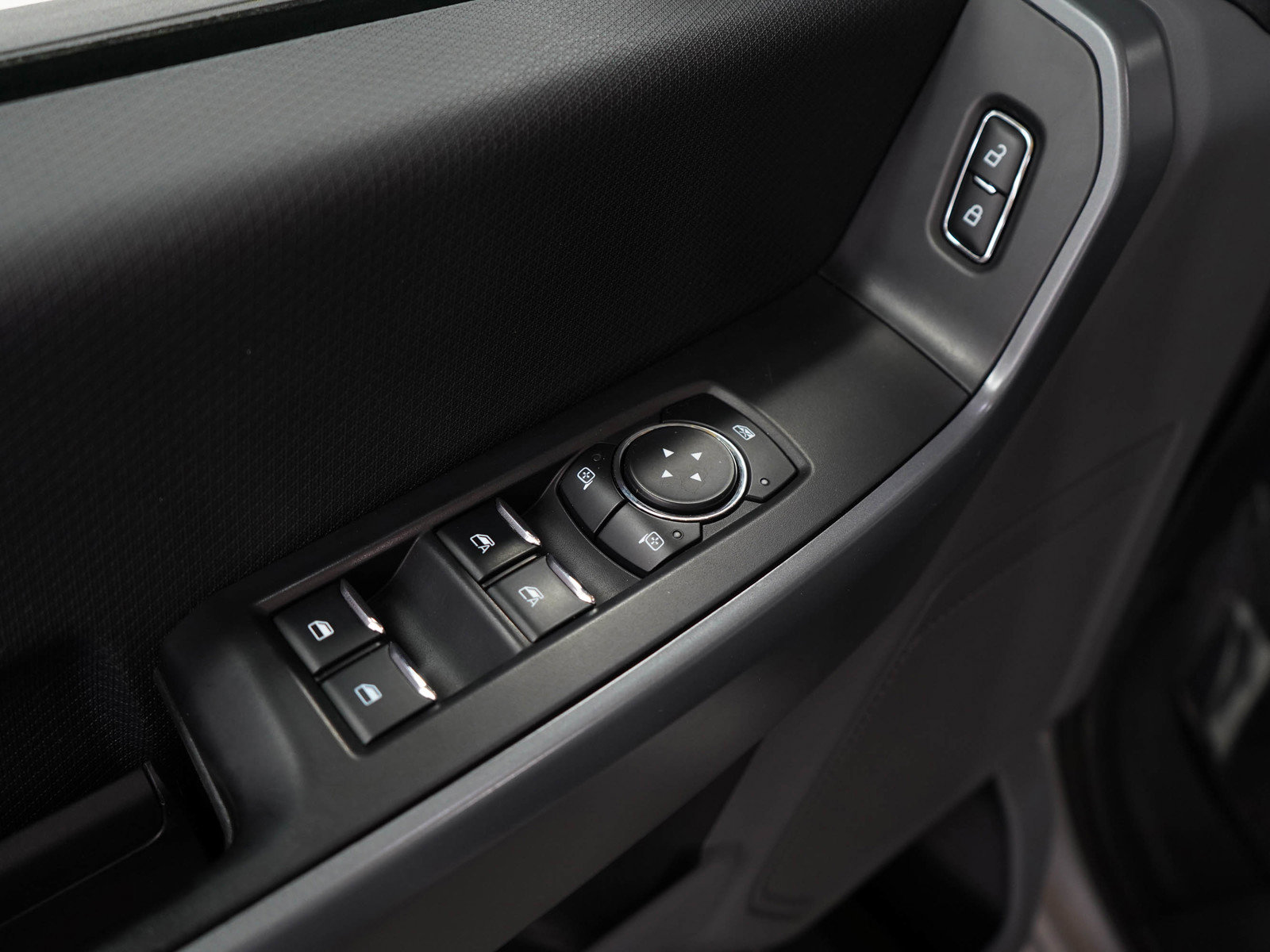 2023 Ford F-150 XLT photo 19
