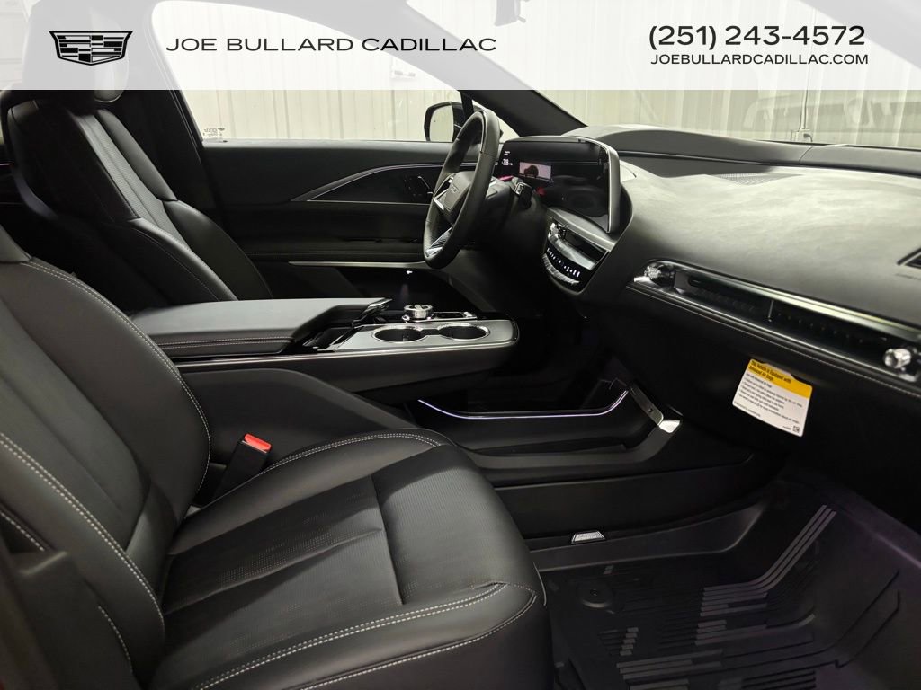 2026 Cadillac Lyriq photo 10