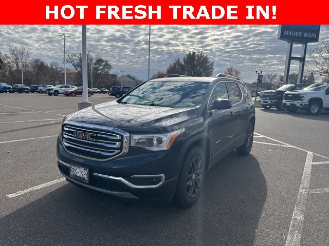 2017 Gmc Acadia SLT photo 2