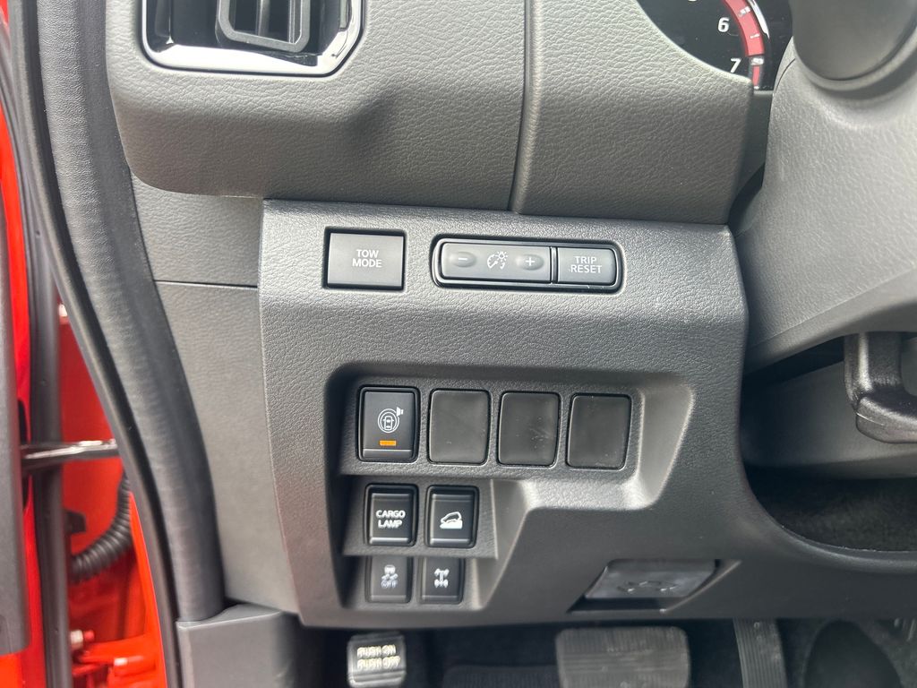 2025 Nissan Frontier PRO-4X photo 30