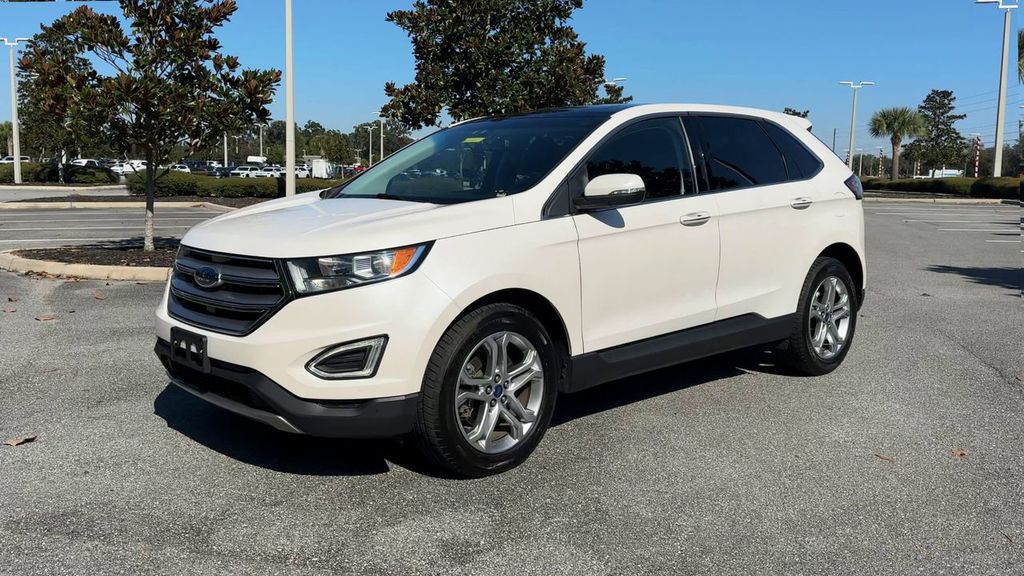 2016 Ford Edge Titanium photo 4