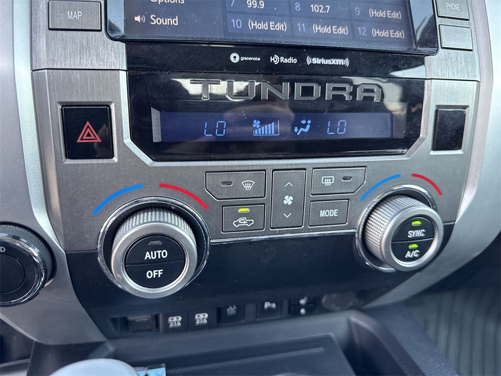 2020 Toyota Tundra SR5 CrewMax photo 18
