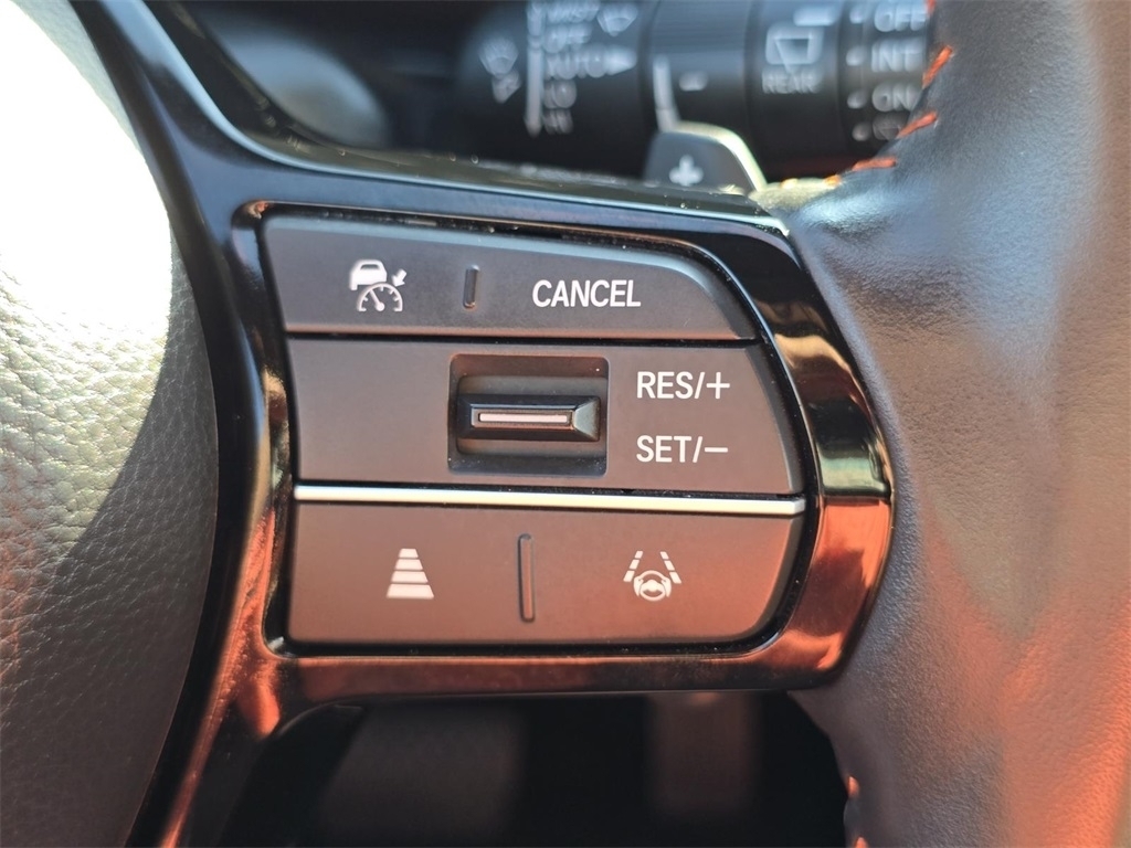 2024 Honda CR-V Hybrid Sport Touring photo 32
