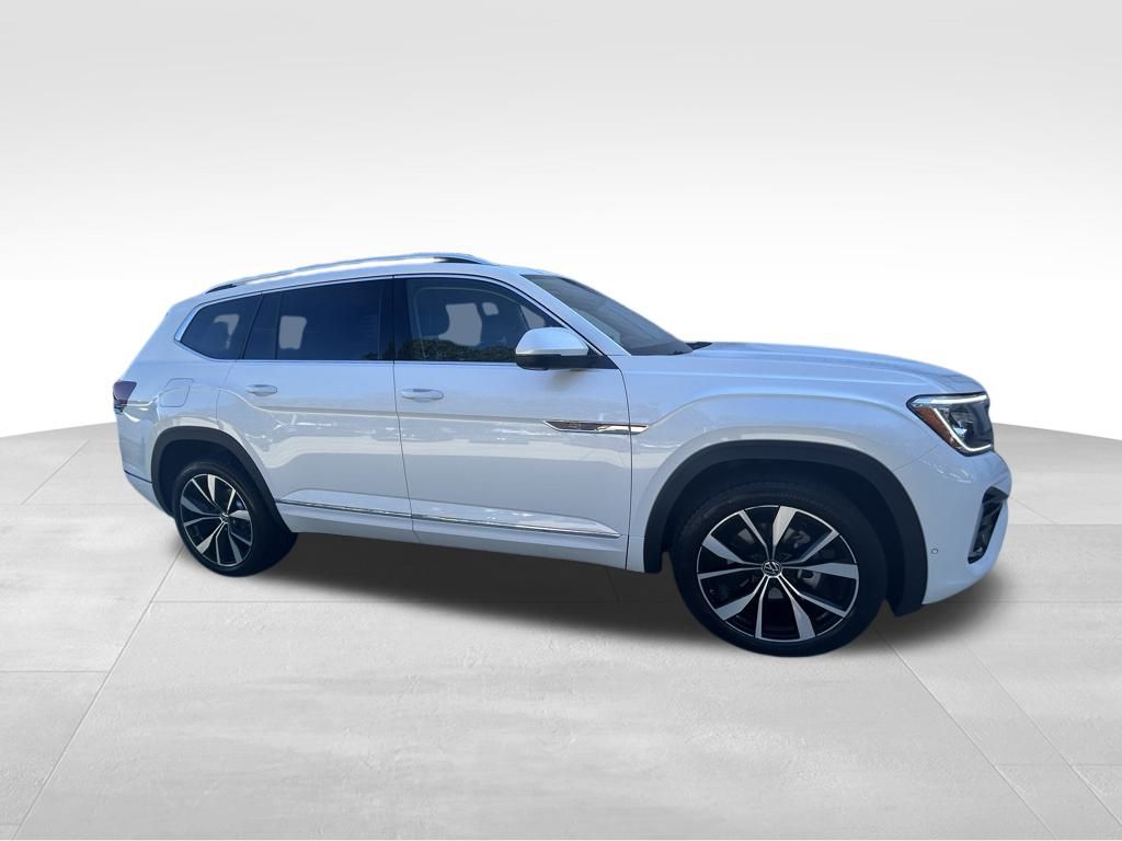 2026 Volkswagen Atlas SEL Premium R-Line photo 3