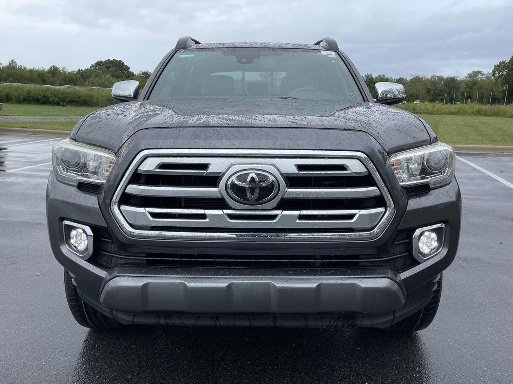 2018 Toyota Tacoma Limited photo 22