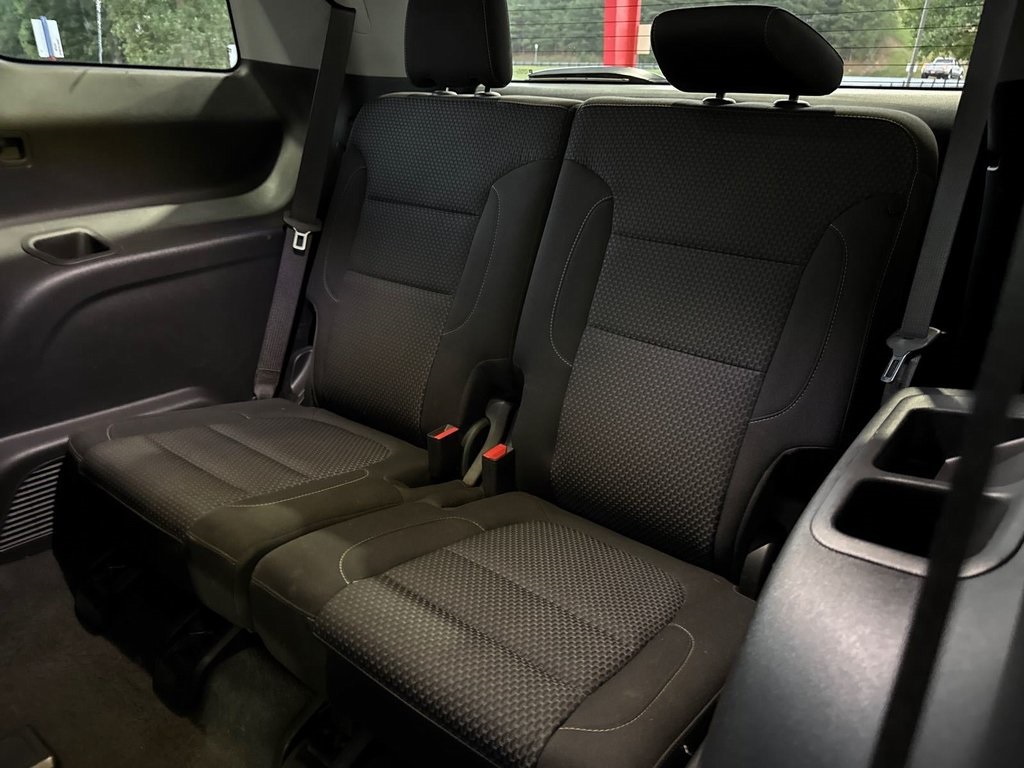 2023 Gmc Acadia SLE photo 8