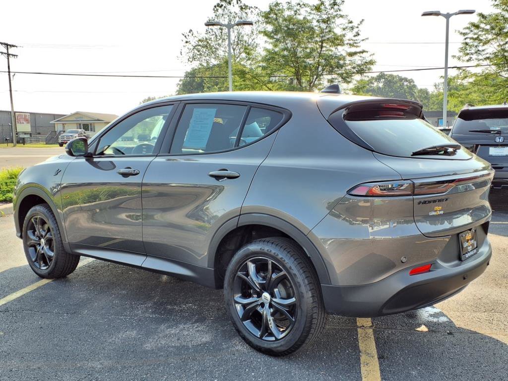 2024 Dodge Hornet GT photo 7