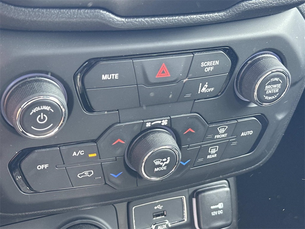 2023 Jeep Renegade Latitude photo 18