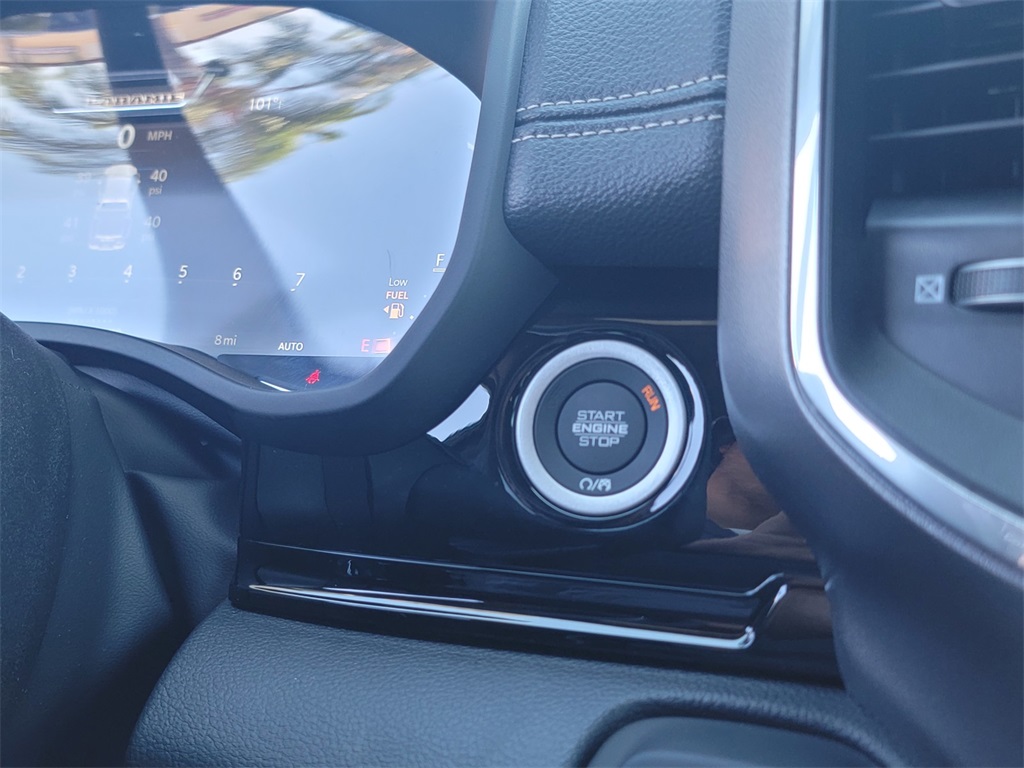 2026 Ram 1500 Laramie photo 18