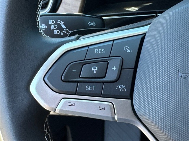 2026 Volkswagen Atlas SE Technology photo 32