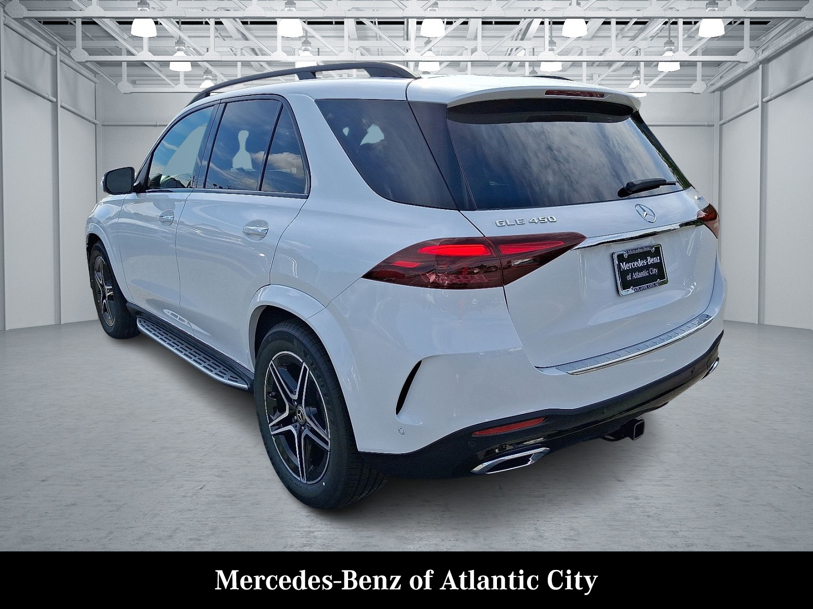 2026 Mercedes Benz GLE 450 4MATIC photo 3