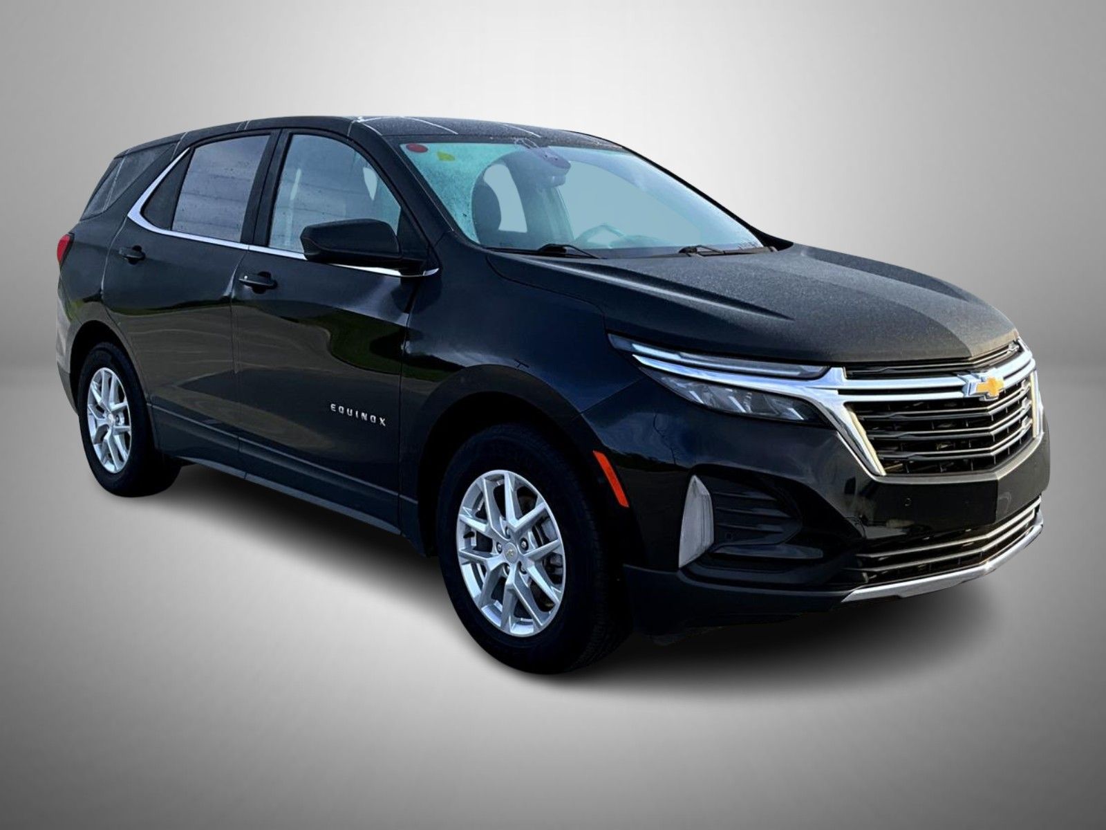 2024 Chevrolet Equinox LT photo 3