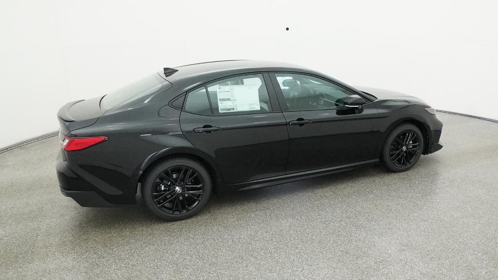 2025 Toyota Camry SE photo 21