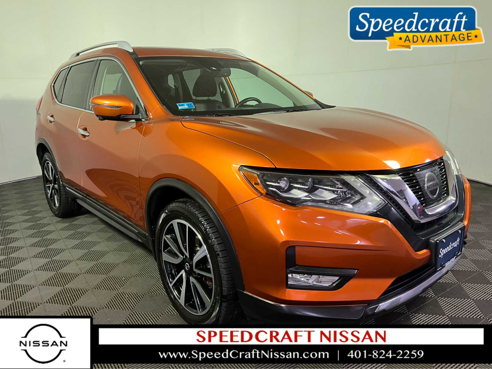 2017 Nissan Rogue SL's photo