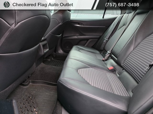 2019 Toyota Camry SE photo 20