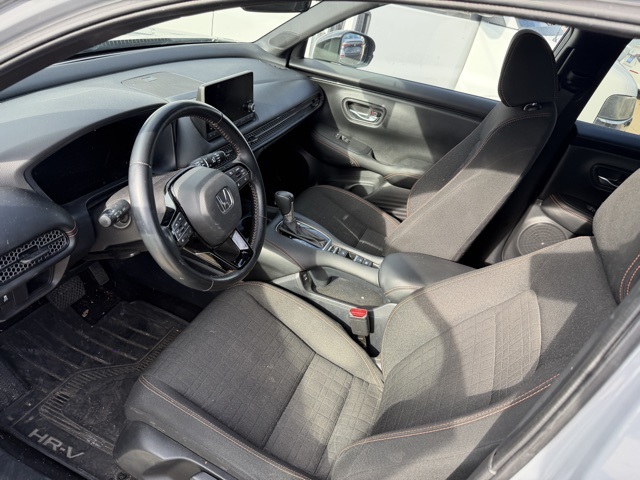 2025 Honda HR-V Sport photo 3