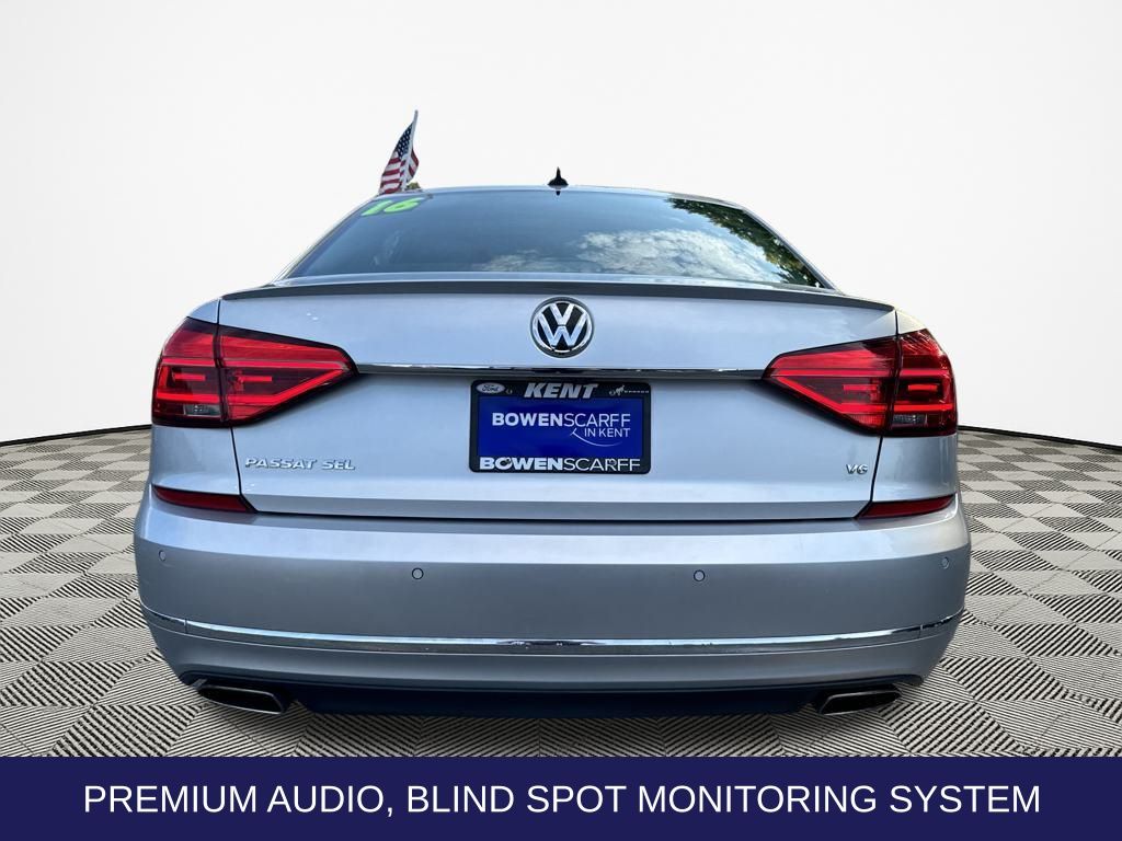 2016 Volkswagen Passat V6 SEL Premium photo 4