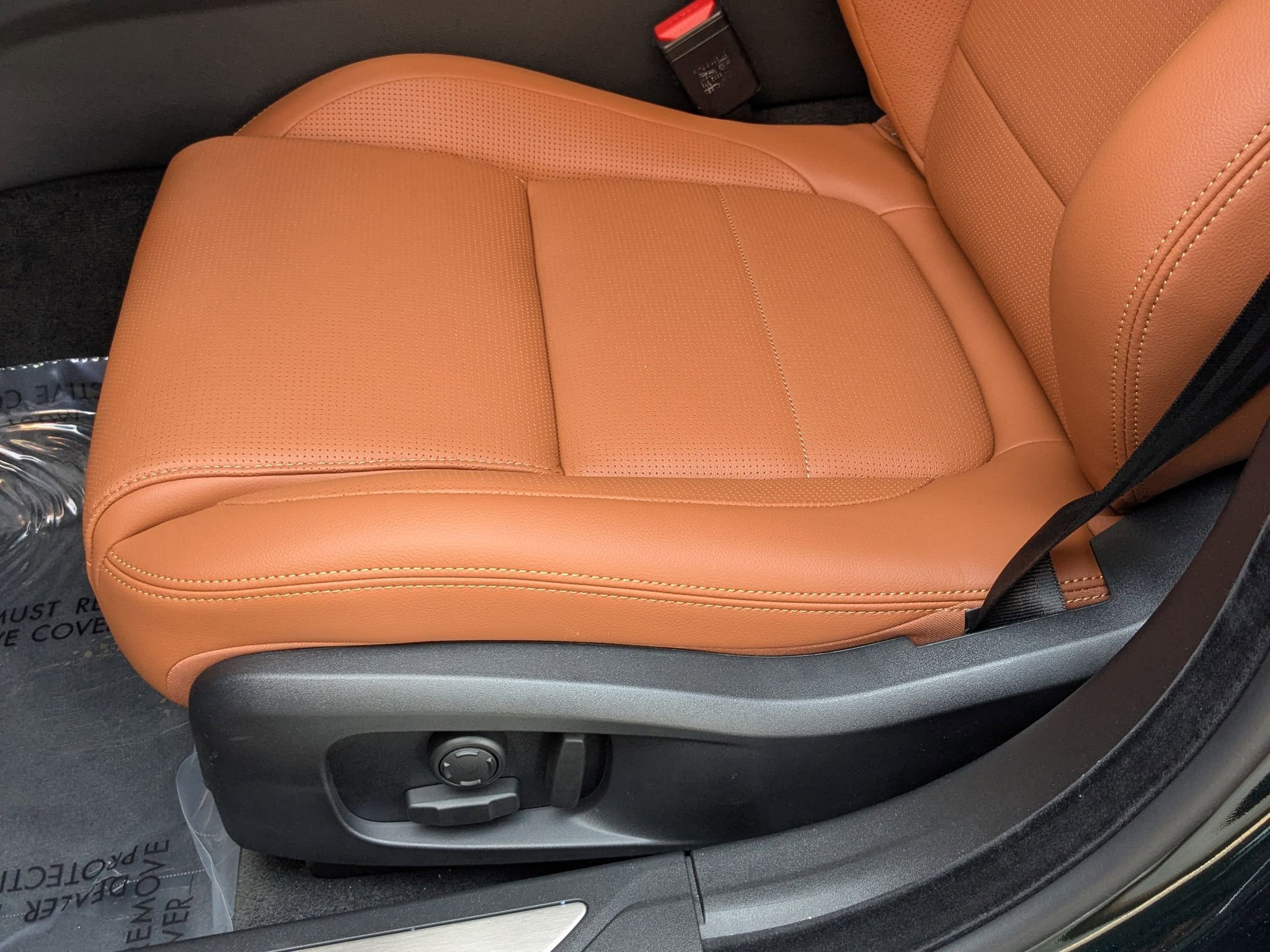 2024 Jaguar XF P300 R-Dynamic SE photo 4