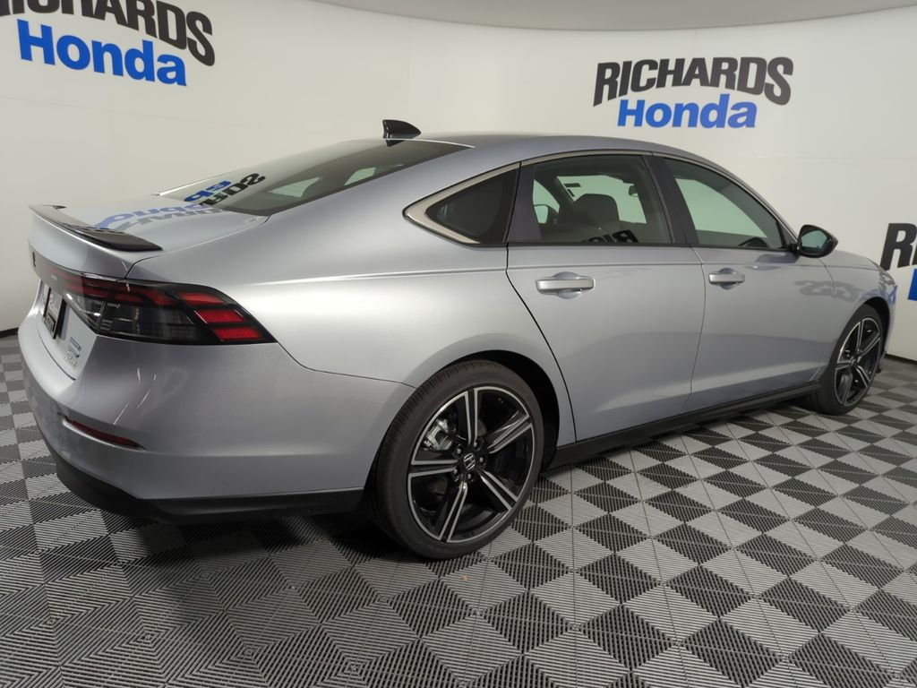 2025 Honda Accord Hybrid Sport photo 5