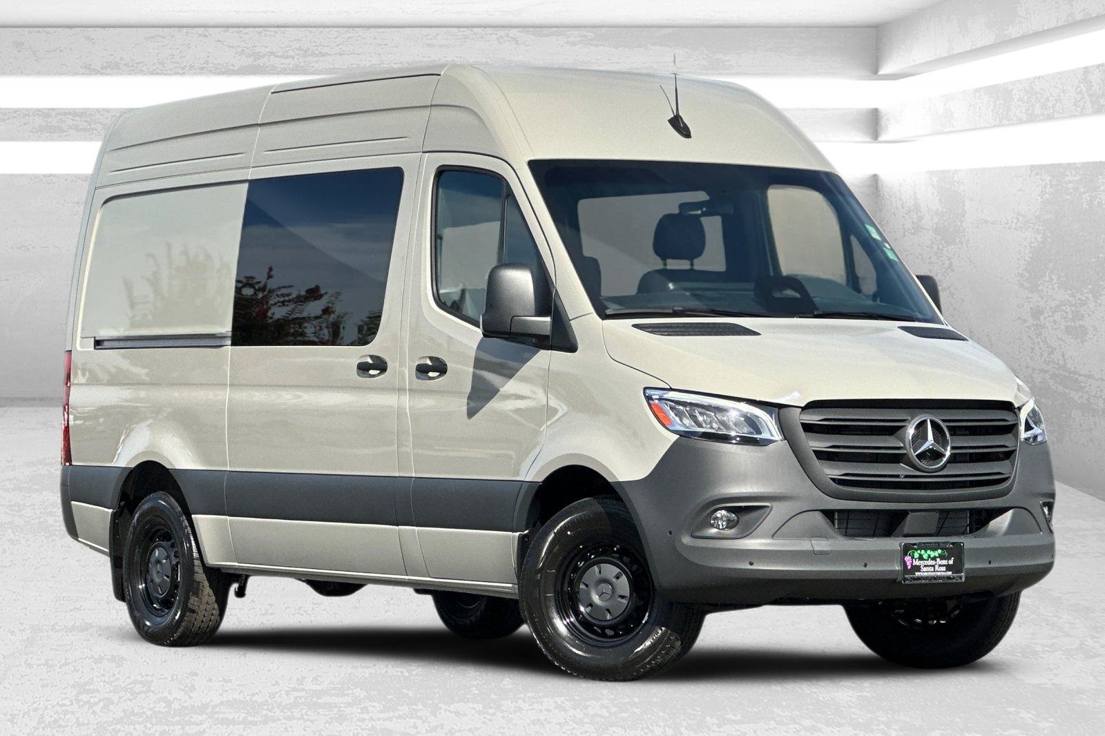 2026 Mercedes-Benz Sprinter Cargo Van Base's photo