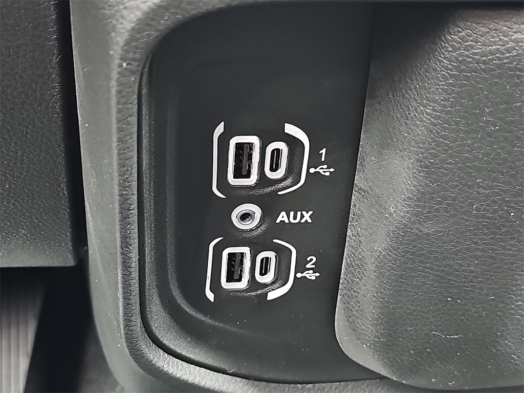 2025 Ram 1500 Tradesman photo 24