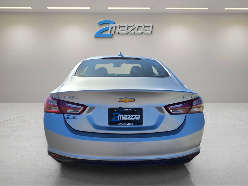 2021 Chevrolet Malibu 1LT photo 3