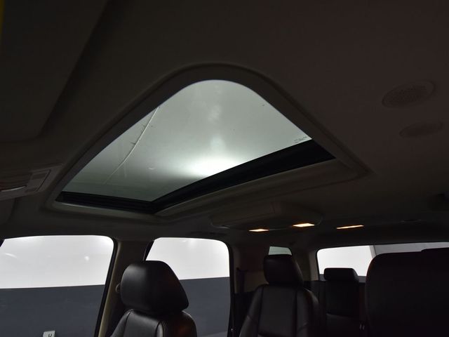 2012 Gmc Yukon Denali photo 17
