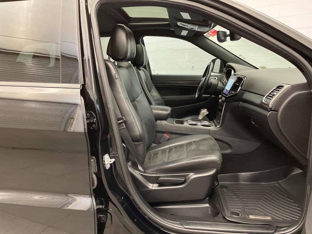 2019 Jeep Grand Cherokee Altitude photo 20