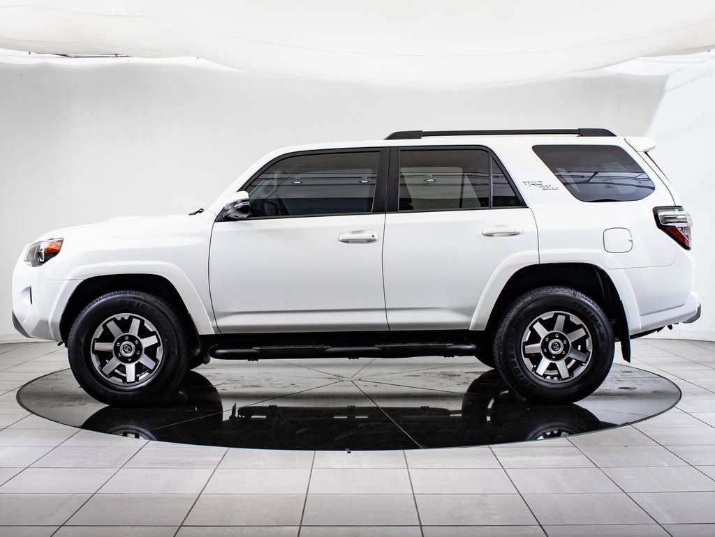 2021 Toyota 4Runner TRD Off-Road Premium photo 4