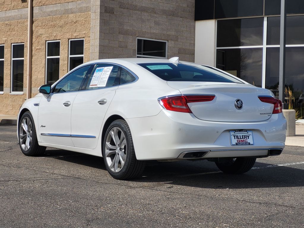 2019 Buick LaCrosse Avenir photo 3