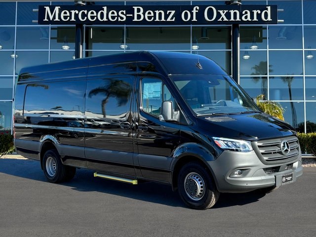 2024 Mercedes-Benz Sprinter Cargo Van Base's photo