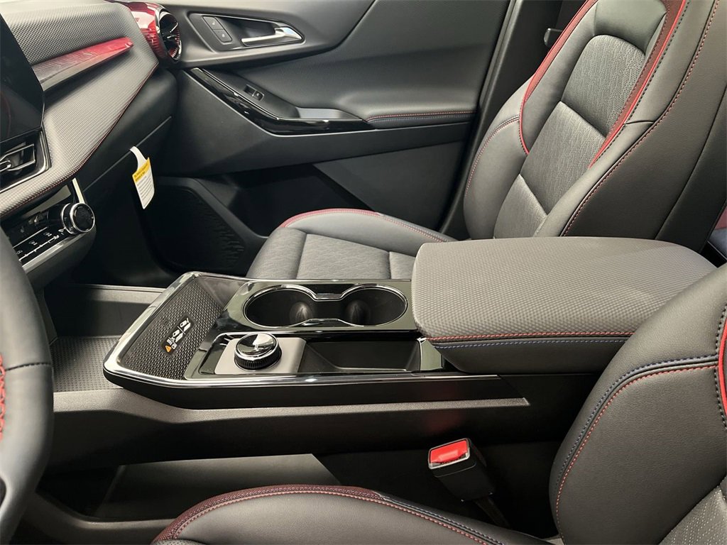 2025 Chevrolet Equinox RS photo 16