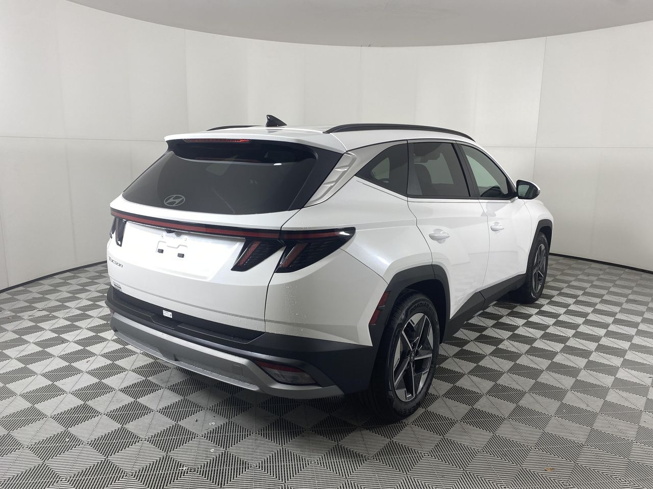 2025 Hyundai Tucson SEL Convenience photo 3