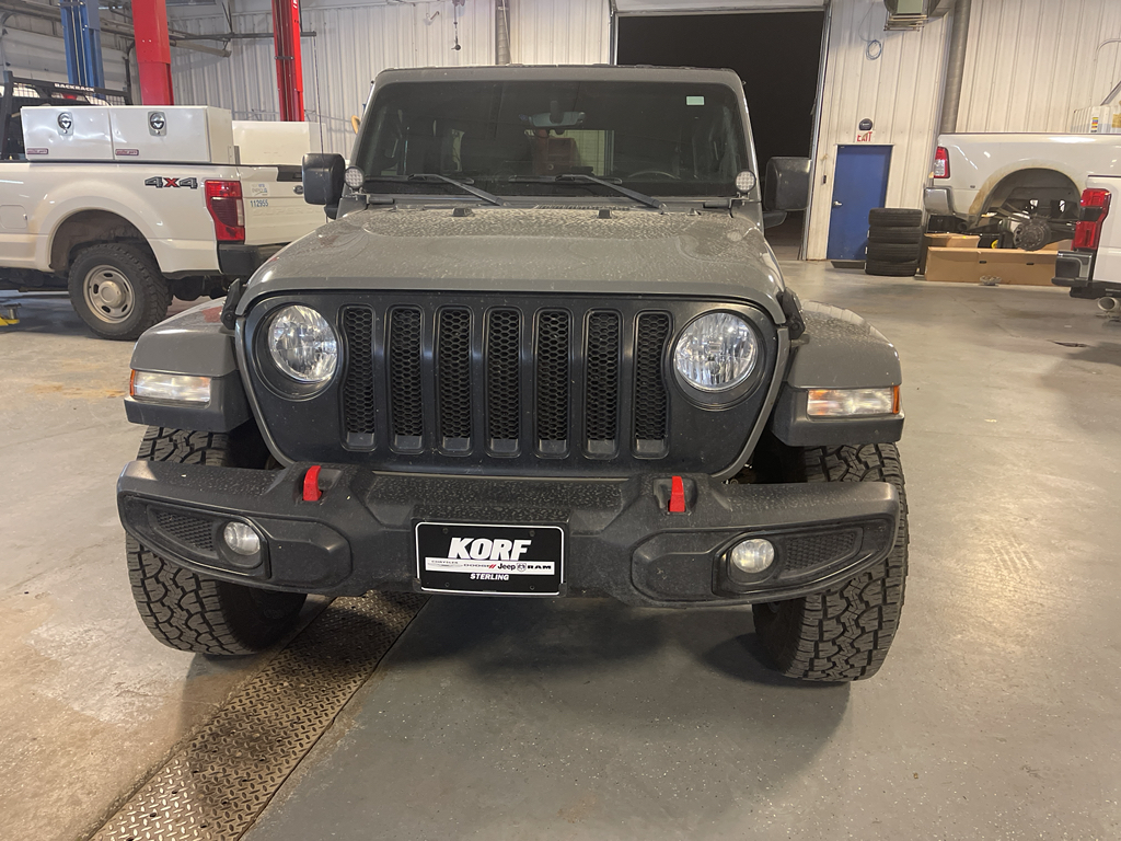 2018 Jeep Wrangler Unlimited Sahara photo 2