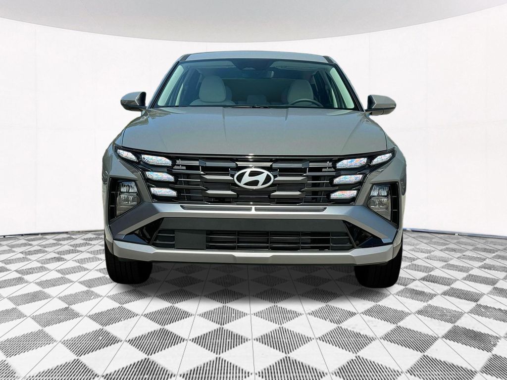 2025 Hyundai Tucson SE photo 12