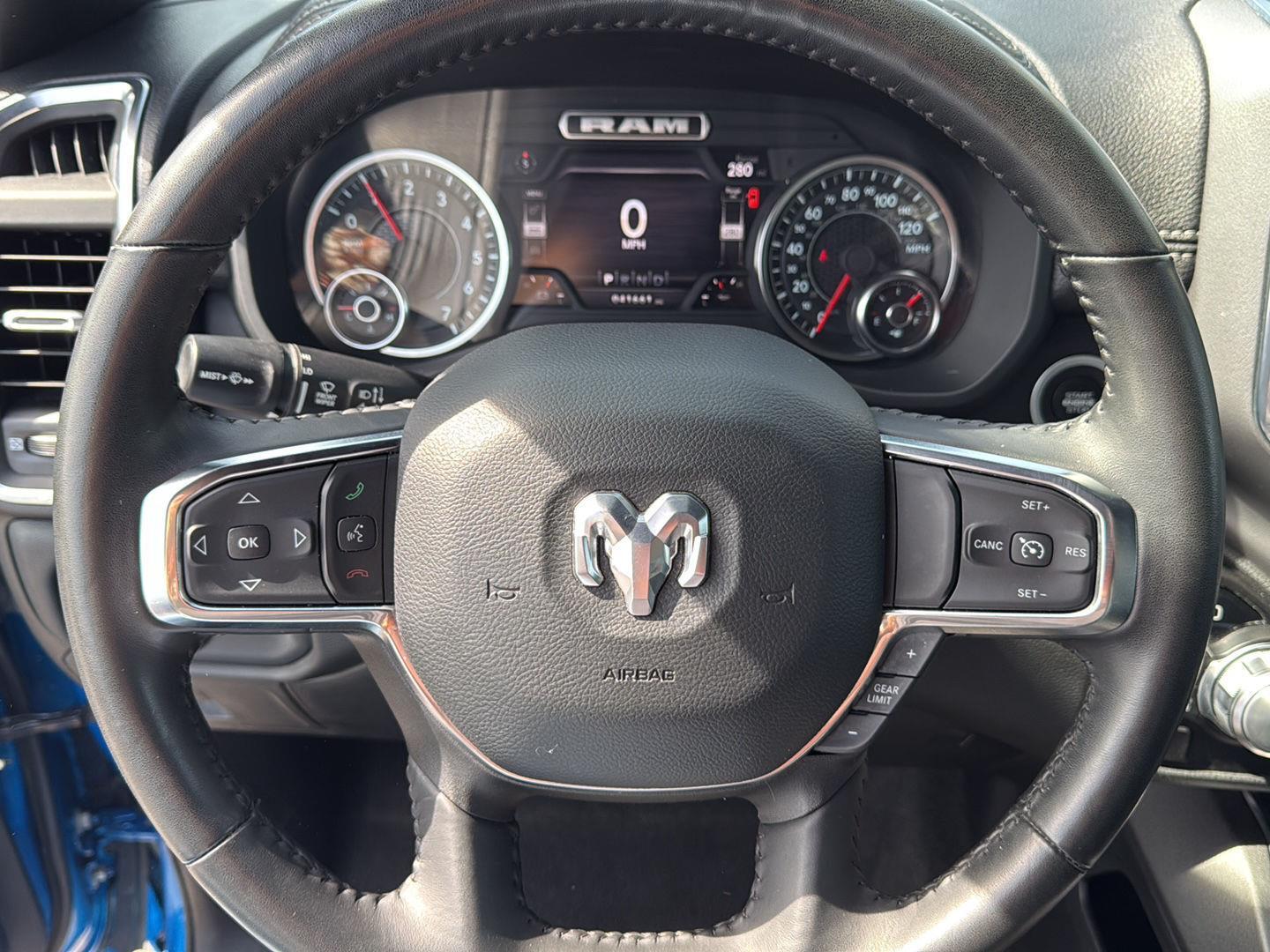 2024 Ram 1500 Laramie photo 12
