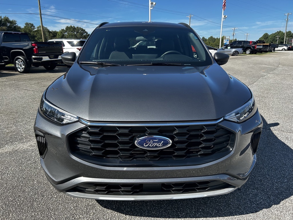 2023 Ford Escape ST-Line photo 3