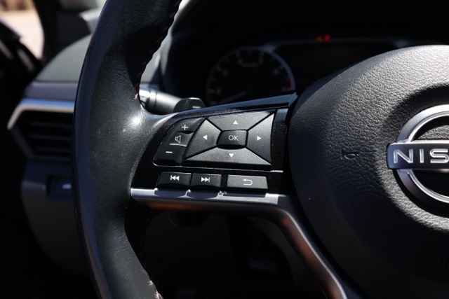 2023 Nissan Altima 2.5 SR photo 22